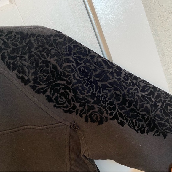 Lululemon Sweater - Picture 6 of 9